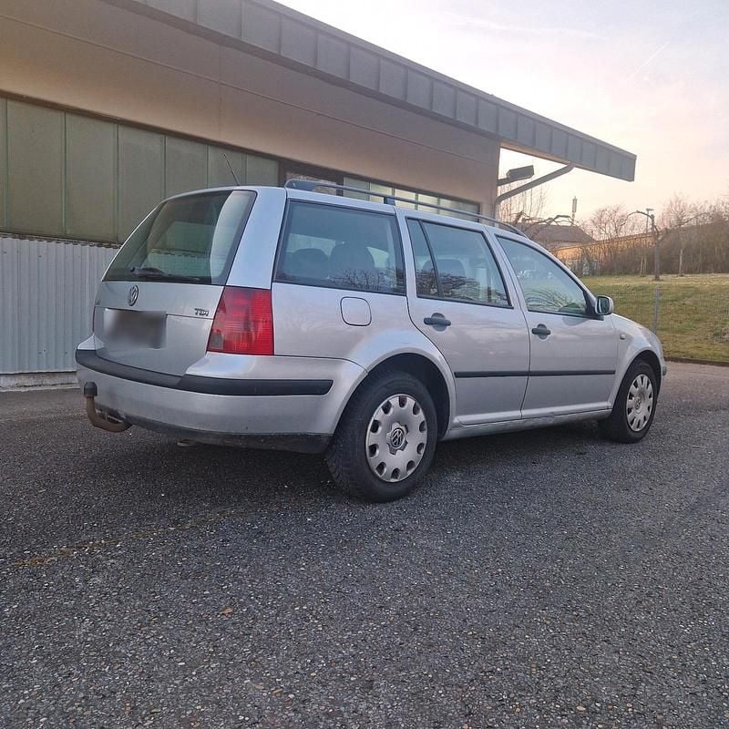 Gebraucht VW Golf IV 101 PS (74 kW) 2006 Silber Kombi