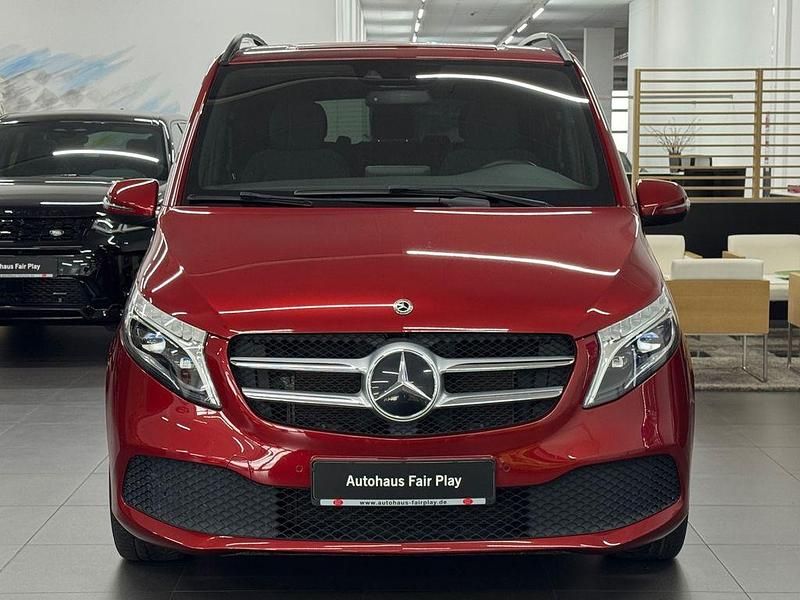 Gebraucht Mercedes V300 Edition 239 PS (175 kW) 2020 Rot Van / Kleinbus