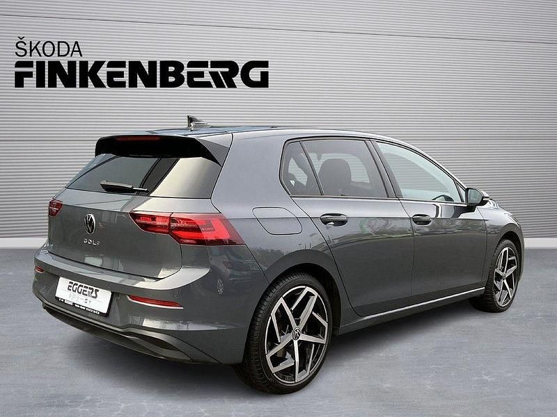 Gebraucht VW Golf VII Life 150 PS (110 kW) 2020 Grau Limousine