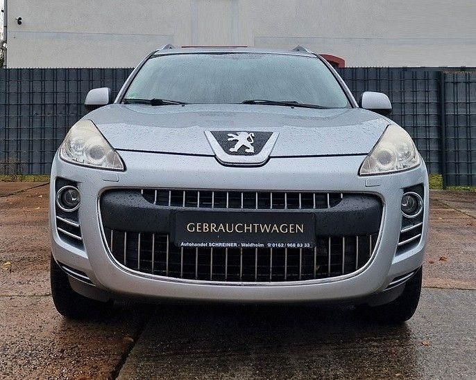 Grau Gebraucht 2009 Peugeot 4007 Platinum SUV | 3.399 € (Fairer Preis) - Bild 1/4