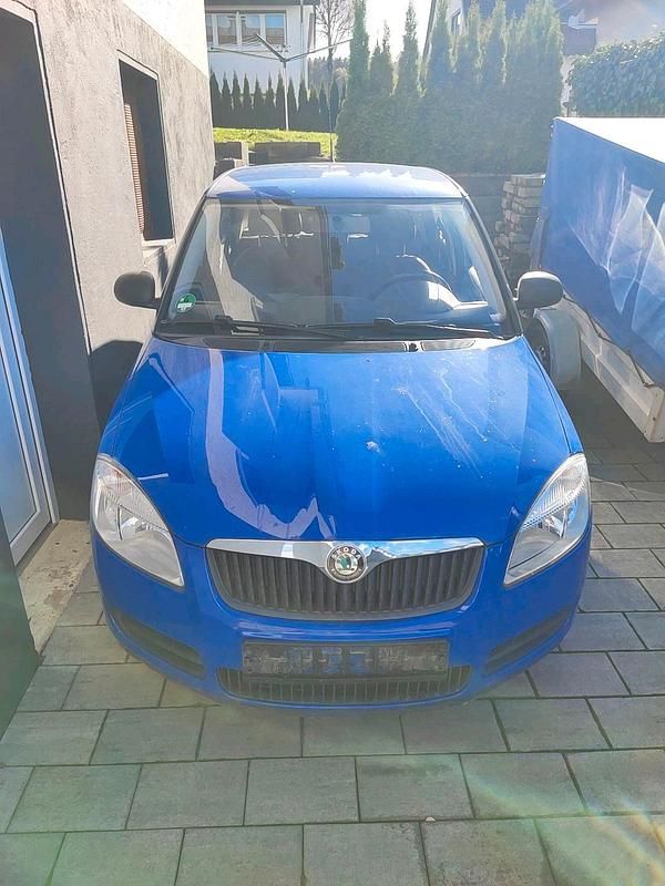 Blau Gebraucht 2008 Skoda Fabia Kleinwagen | 1.100 € (Superpreis) - Bild 1/4