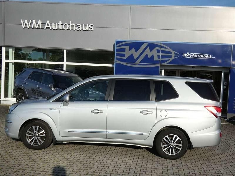Usata SsangYong Rodius 178 CV (130 kW) 2016 Argento Monovolume