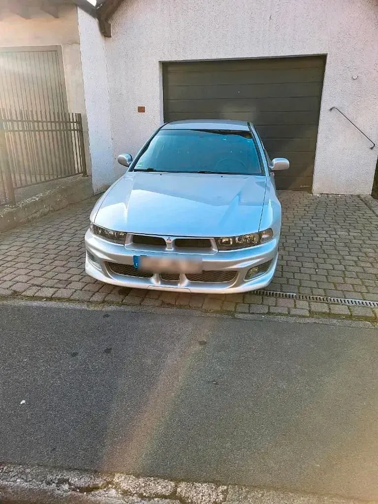 Gebraucht Mitsubishi Galant 160 PS (117 kW) 2001 Silber Limousine