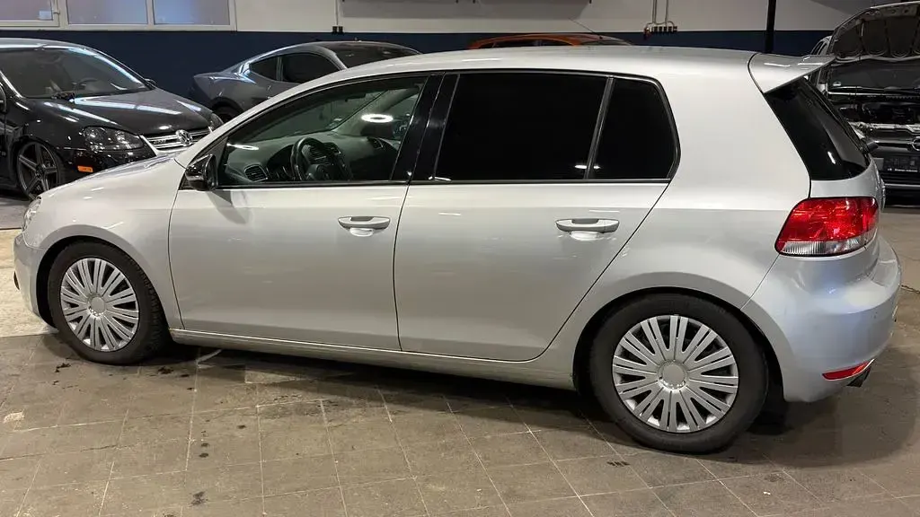 Gebraucht VW Golf VI Comfortline 122 PS (89 kW) 2009 Silber Limousine