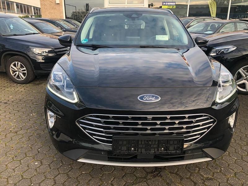 Gebraucht Ford Kuga Titanium 190 PS (139 kW) 2020 Schwarz SUV