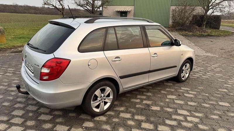 Gebraucht Skoda Fabia Fresh 105 PS (77 kW) 2013 Kombi