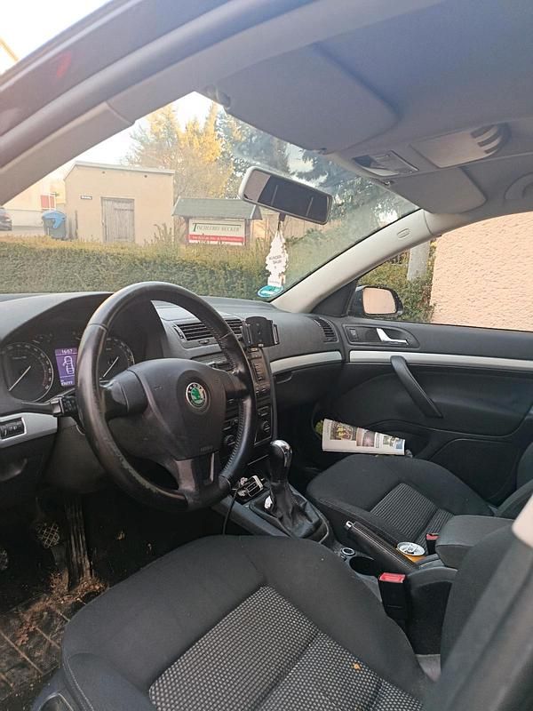 Gebraucht Skoda Octavia 160 PS (117 kW) 2007 Schwarz Kombi