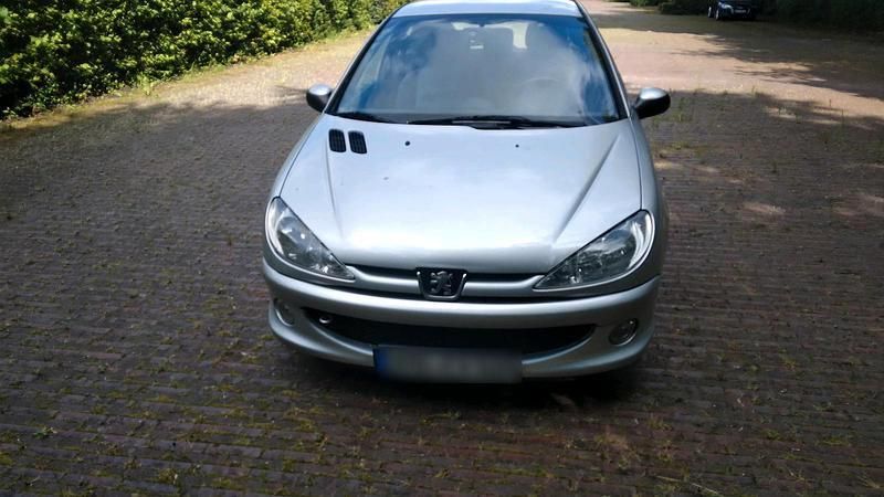 Silber Gebraucht 2003 Peugeot 206 Kleinwagen | 480 € (Fairer Preis) - Bild 1/4