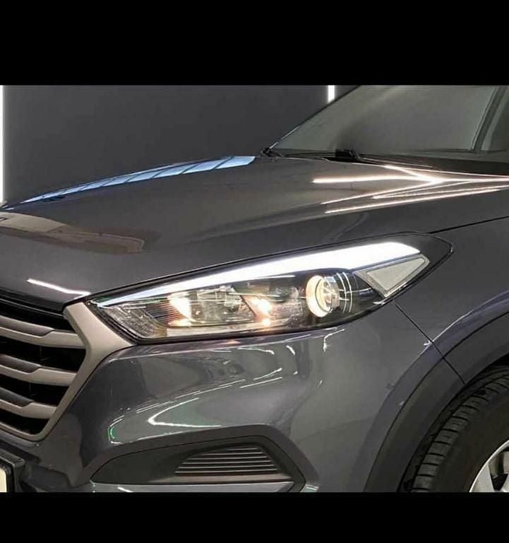 Gebraucht Hyundai Tucson 132 PS (97 kW) 2017 Grau SUV