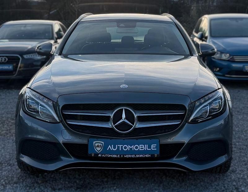 Gebraucht Mercedes C250 204 PS (150 kW) 2017 Grau Limousine