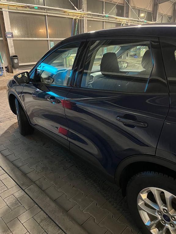 Gebraucht Ford Kuga Cool & Connect 224 PS (164 kW) 2021 Blau SUV