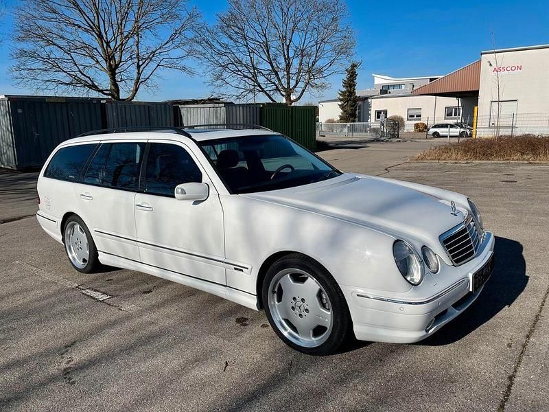 Gebraucht Mercedes E55 AMG AMG 354 PS (260 kW) 2000 Weiß Kombi