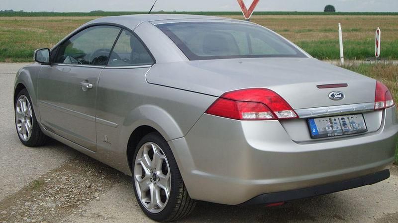 Gebraucht Ford Focus Cabriolet Titanium 145 PS (106 kW) 2010 Silber Cabrio