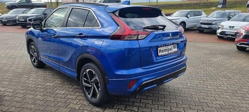 Gebraucht Mitsubishi Eclipse Cross Plus 188 PS (138 kW) 2022 Laserblau SUV