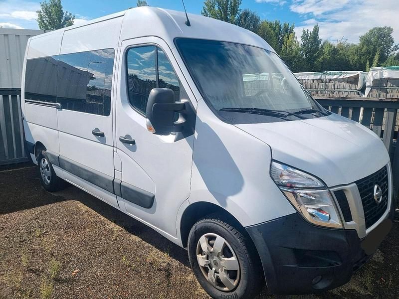 Weiß Gebraucht 2020 Nissan NV400 Van | 20.500 € - Bild 1/4
