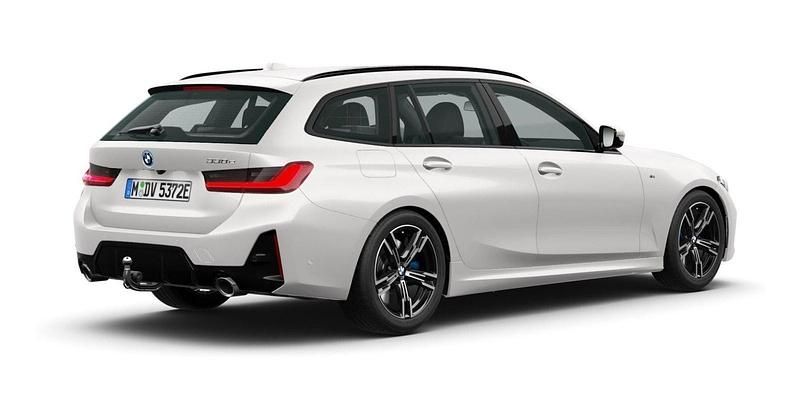 Gebraucht BMW 330e Comfort Edition 292 PS (214 kW) 2025 Weiß Kombi