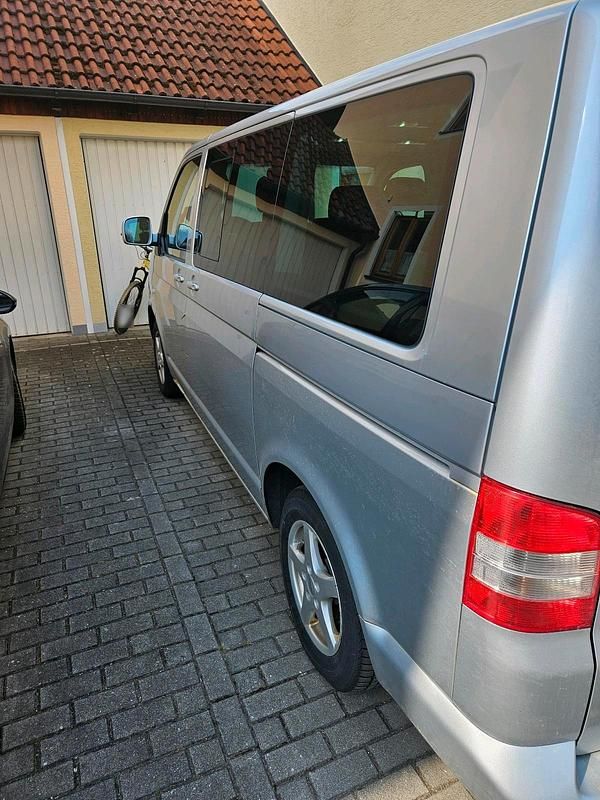 Usata VW T5 174 CV (127 kW) 2005 Argento Furgone