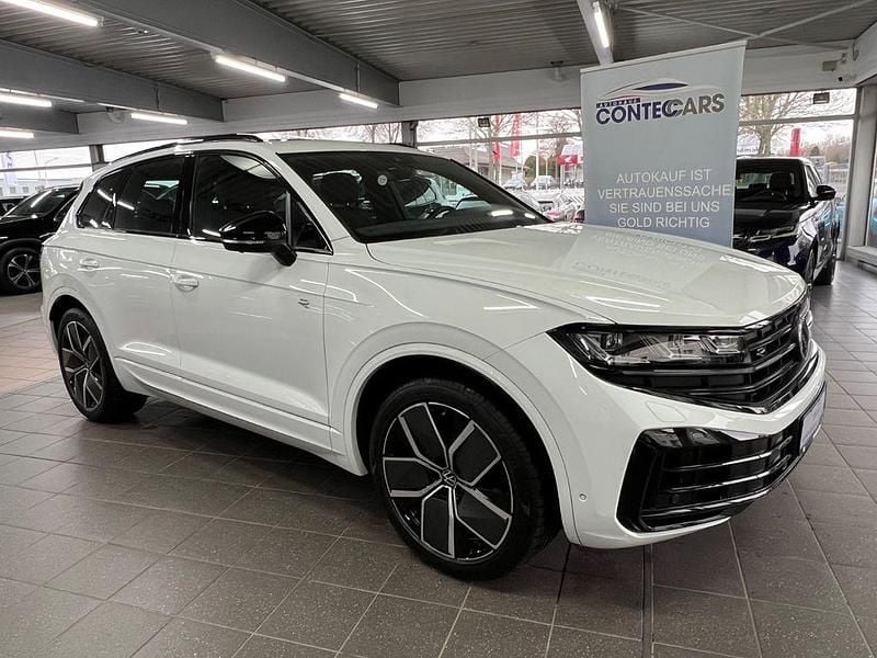 Pure white Gebraucht 2024 VW Touareg R SUV | 68.950 € (Superpreis) - Bild 1/4