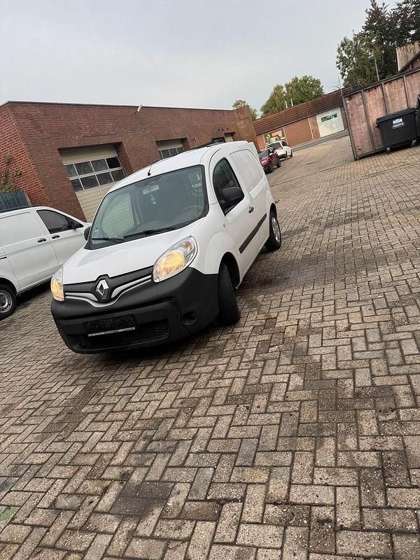 Weiß Gebraucht 2017 Renault Kangoo Van / Kleinbus | 6.500 € (Guter Preis) - Bild 1/4
