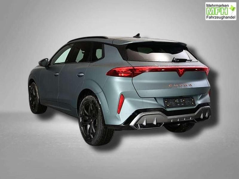 Neu Cupra Terramar Limited Edition 265 PS (194 kW) 2025 Enceladus grau matt SUV
