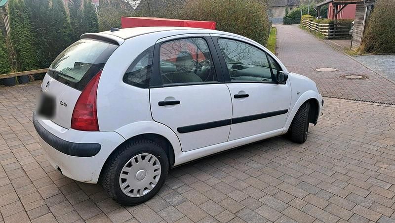 Gebraucht Citroën C3 68 PS (50 kW) 2005 Weiß Kleinwagen