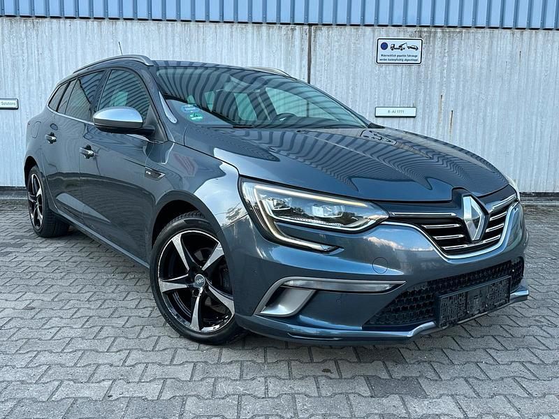 Grau Gebraucht 2017 Renault Mégane GrandTour GT-Line Kombi | 11.900 € (Etwas zu teuer) - Bild 1/4