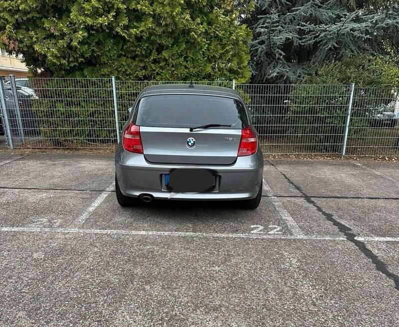 Gebraucht BMW 116 116 PS (85 kW) 2011 Grau Kleinwagen