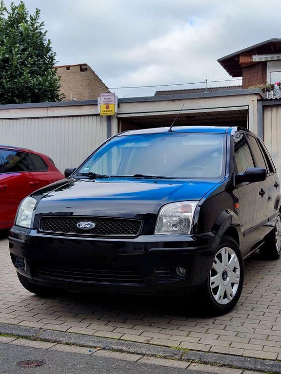 Second-hand Ford Fusion 86 CP (63 kW) 2003 Negru Hatchback