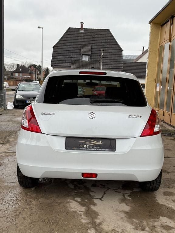 Gebraucht Suzuki Swift X-TRA 94 PS (69 kW) 2017 Weiß Kleinwagen