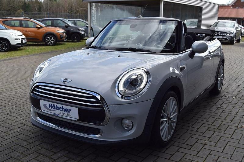 Gebraucht Mini Cooper Cabriolet 136 PS (100 kW) 2018 Weiß Cabrio