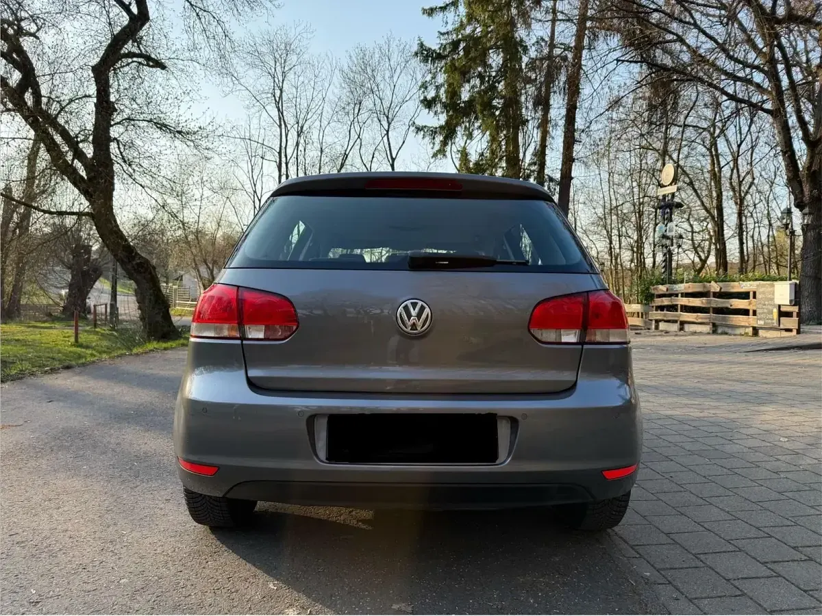 Second-hand VW Golf VI 80 CP (58 kW) 2010 Gri Hatchback