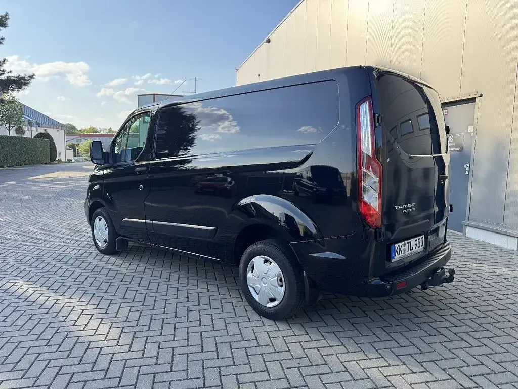 Gebraucht Ford Transit Custom Trend 105 PS (77 kW) 2022 Schwarz Van