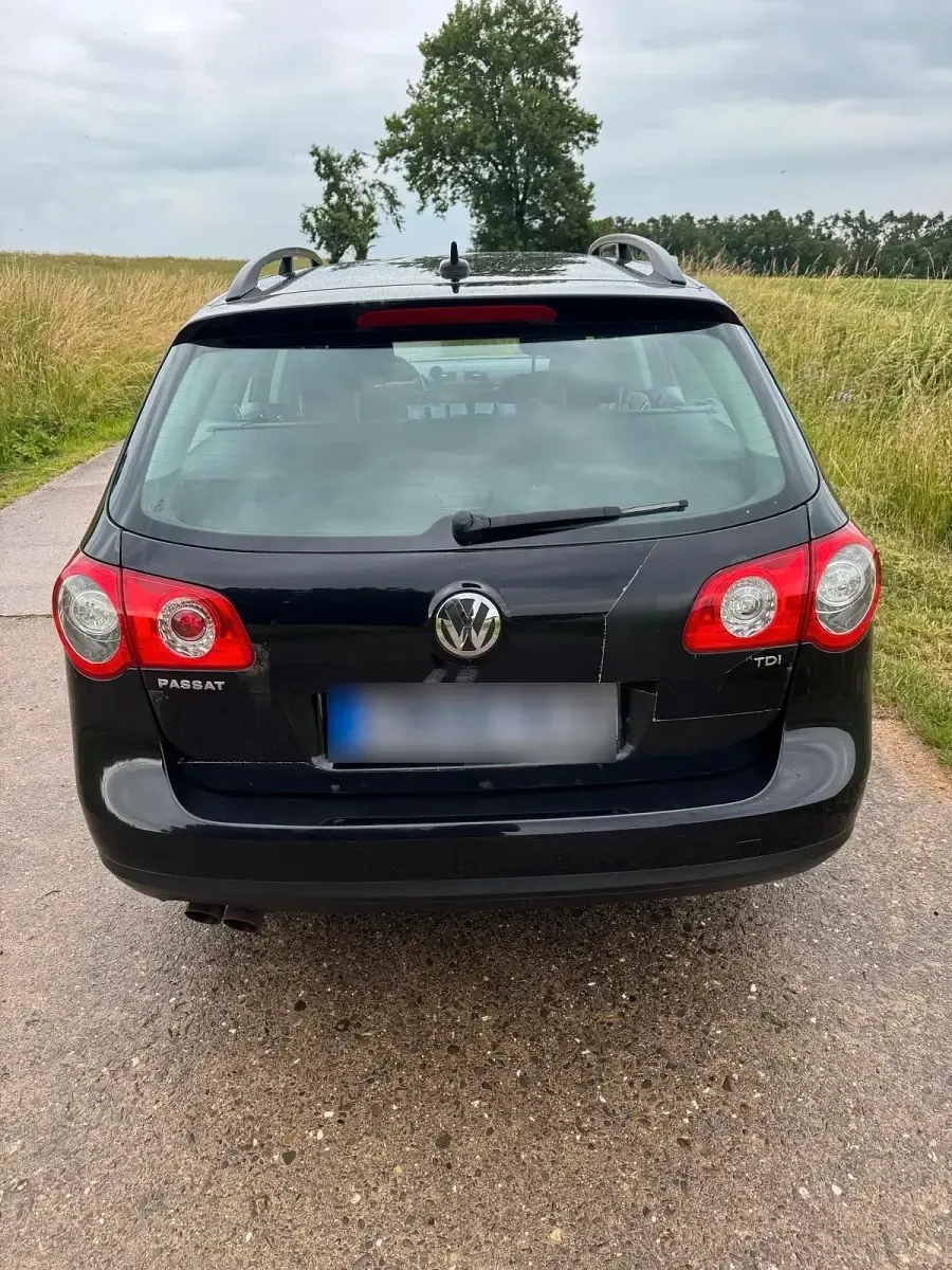 Gebraucht VW Passat 105 PS (77 kW) 2007 Schwarz Kombi