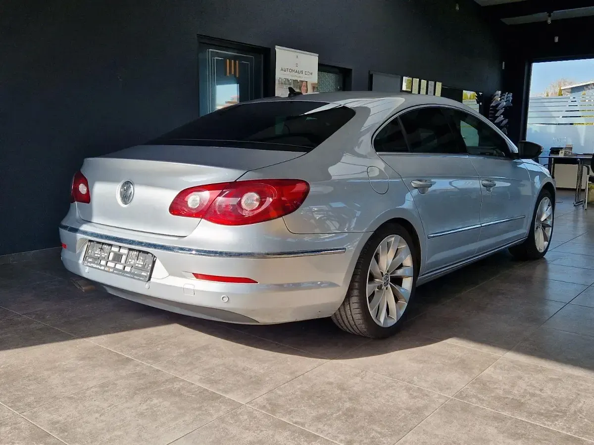 Używany VW Passat 140 KM (102 kW) 2011 Srebrny Sedan/Limuzyna
