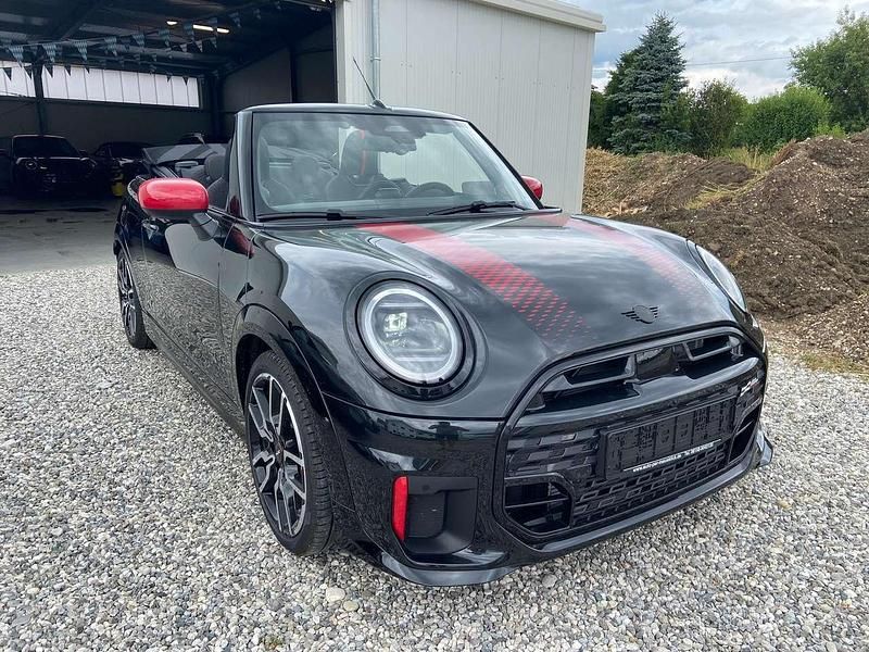 Neu Mini John Cooper Works Cabriolet 231 PS (169 kW) 2026 P0c4r midnight black ii metall Cabrio