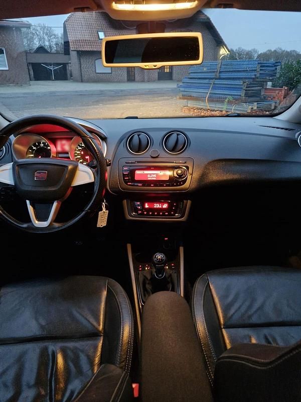 Gebraucht Seat Ibiza ST 75 PS (55 kW) 2011 Schwarz Kombi