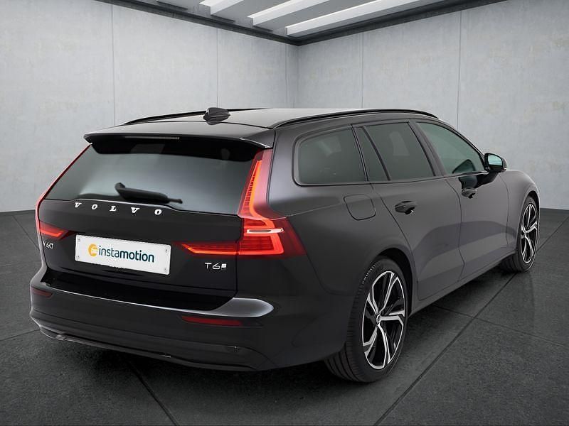 Gebraucht Volvo V60 398 PS (292 kW) 2024 Schwarz Kombi