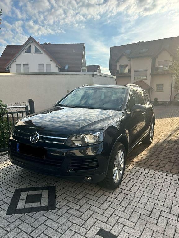 Schwarz Gebraucht 2011 VW Touareg Exclusive SUV | 13.699 € (Superpreis) - Bild 1/4