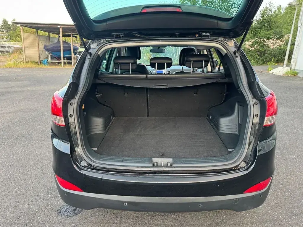 Gebraucht Hyundai ix35 Style 163 PS (119 kW) 2011 Schwarz SUV