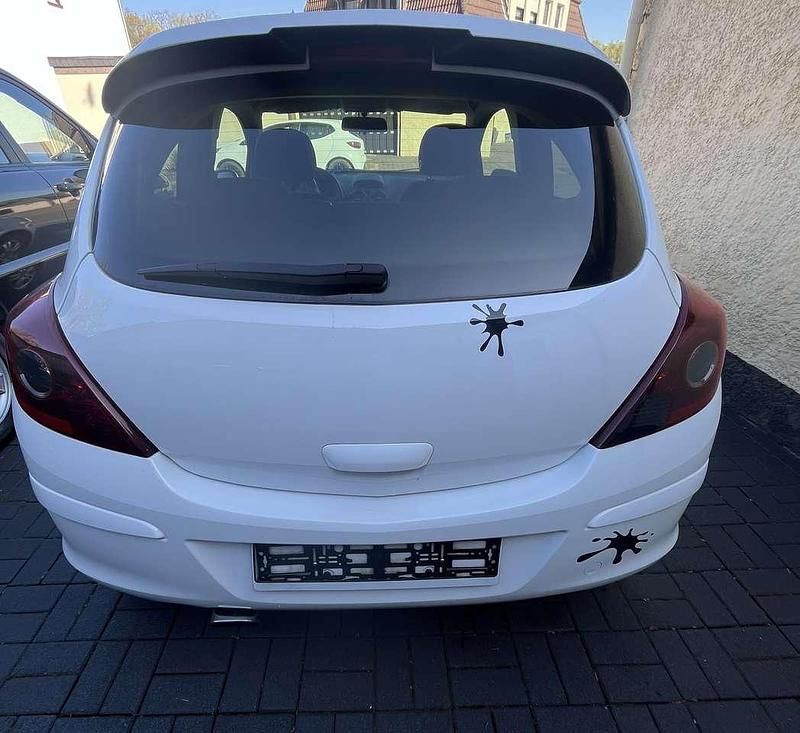 Gebraucht Opel Corsa Selection 69 PS (50 kW) 2010 Limousine
