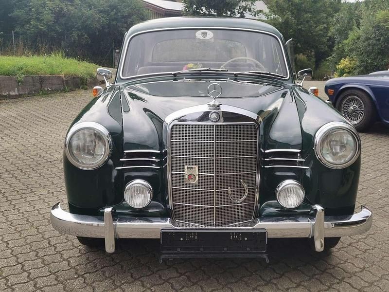 Gebraucht Mercedes 180 65 PS (47 kW) 1958 Grün Limousine