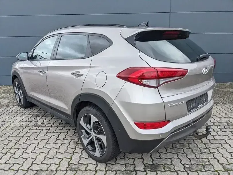 Gebraucht Hyundai Tucson Premium 185 PS (136 kW) 2016 Grün (metallic) SUV