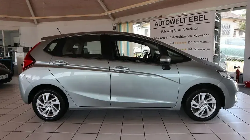 Gebraucht Honda Jazz Comfort 102 PS (75 kW) 2016 Silber Kleinwagen