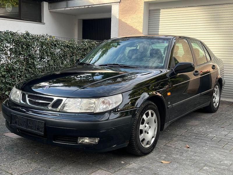 Schwarz Gebraucht 1999 Saab 9-5 Limousine | 750 € (Superpreis) - Bild 1/4