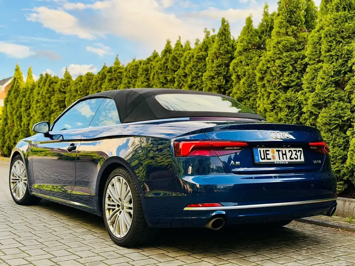 Usata Audi A5 Cabriolet Comfort 252 CV (185 kW) 2018 Blu Cabrio