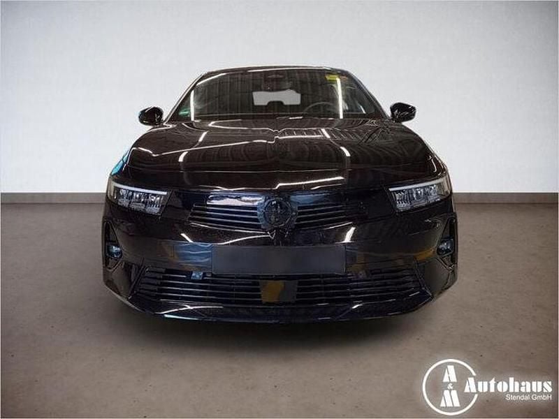 Gebraucht Opel Astra 131 PS (96 kW) 2024 Perlschwarz Kombi