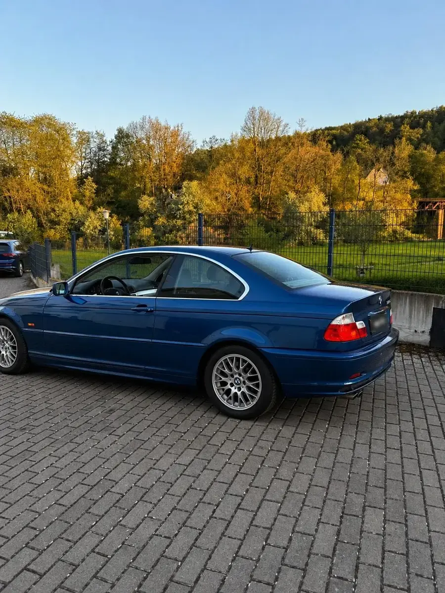Gebraucht BMW 328 193 PS (141 kW) 1999 Blau Coupé