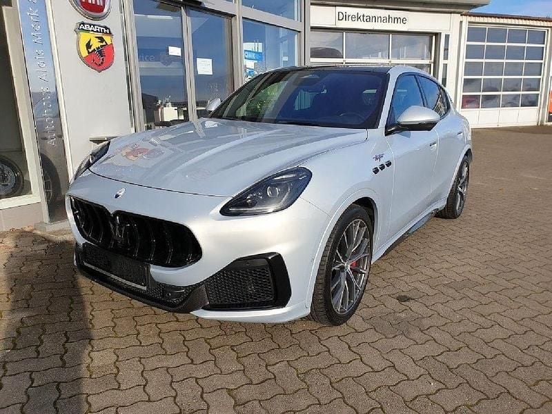 Silber Gebraucht 2022 Maserati Grecale SUV | 76.900 € (Guter Preis) - Bild 1/4