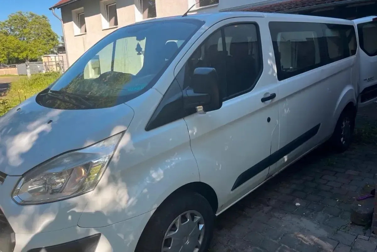 Gebraucht Ford Transit 131 PS (96 kW) 2017 Weiß Kombi