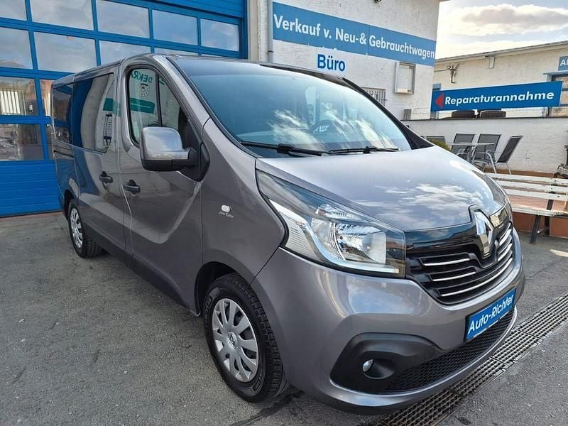 Gebraucht Renault Trafic 125 PS (91 kW) 2015 Grau Van / Kleinbus